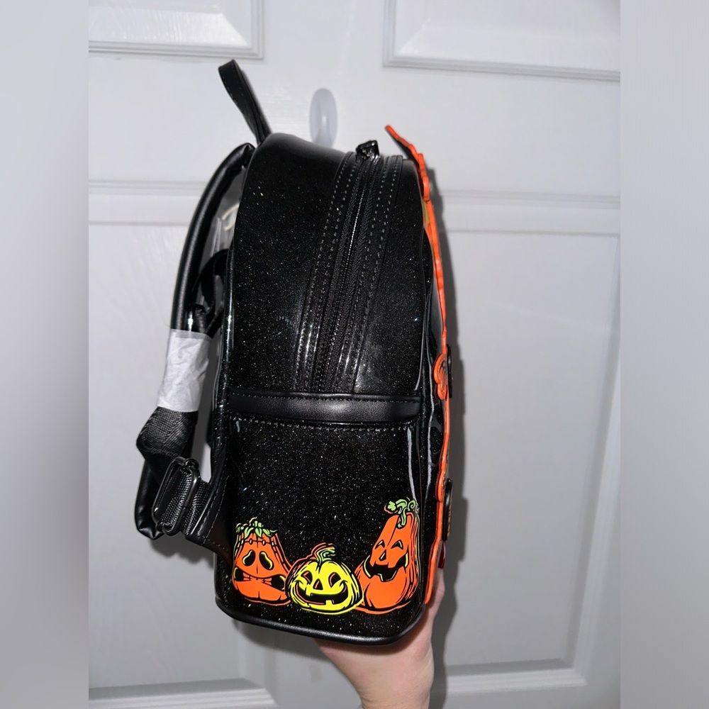 🆕 Disney Parks Mickey and Friends Halloween Haunted House Loungefly Backpack - Picture 6 of 11